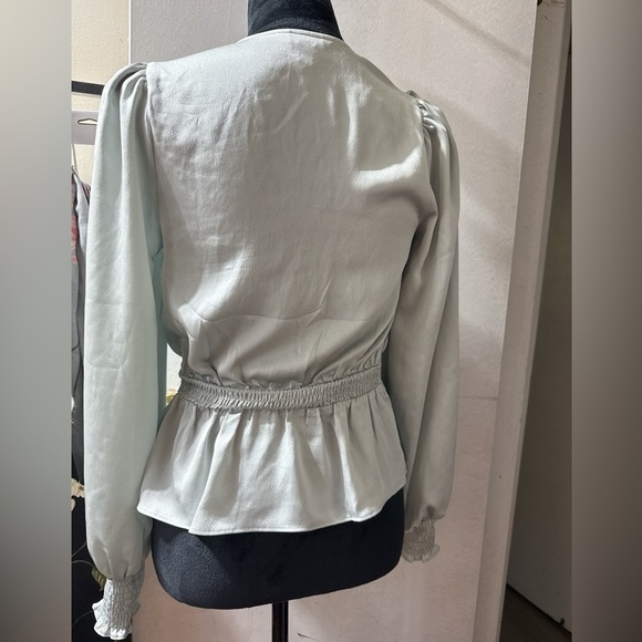 Express Wrap Blouse - Soft Gray - Picture 3 of 5